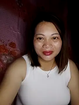 Snapshot of Qie_qir chatting on 06-12-26, 06:11 Qie qir online show from 06-12-26, 06:11