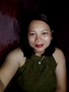 Snapshot of Qie_qir chatting on 06-23-26, 04:16 Qie qir online show from 06-23-26, 04:16