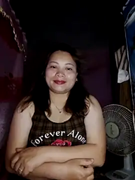 Snapshot of Qie_qir chatting on 05-31-26, 02:34 Qie qir online show from 05-31-26, 02:34