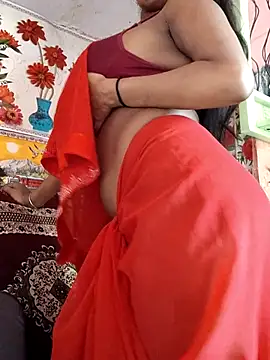 Snapshot of Miss_Fiza chatting on 06-01-26, 10:59 Miss Fiza online show from 06-01-26, 10:59