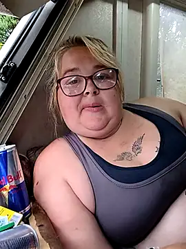 Pippasweets online show from 06-16-26, 06:52