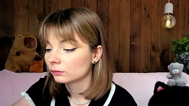 IvoryPesante online show from 06-13-26, 07:56