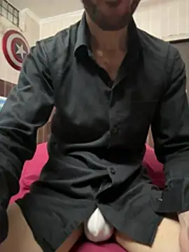 Snapshot of zacksidd chatting on 07-07-26, 12:52 zacksidd online show from 07-07-26, 12:52