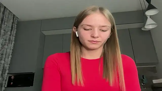 Snapshot of DanikaMory chatting on 06-12-26, 12:47 DanikaMory online show from 06-12-26, 12:47