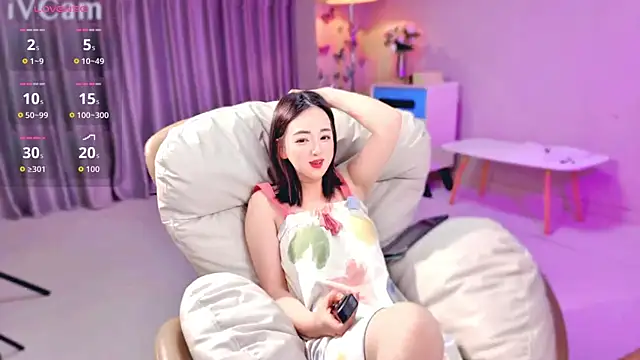 qianqianliao online show from 06-02-26, 01:44