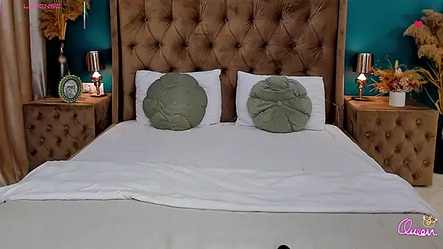 LunaKale online show from 05-24-26, 07:03