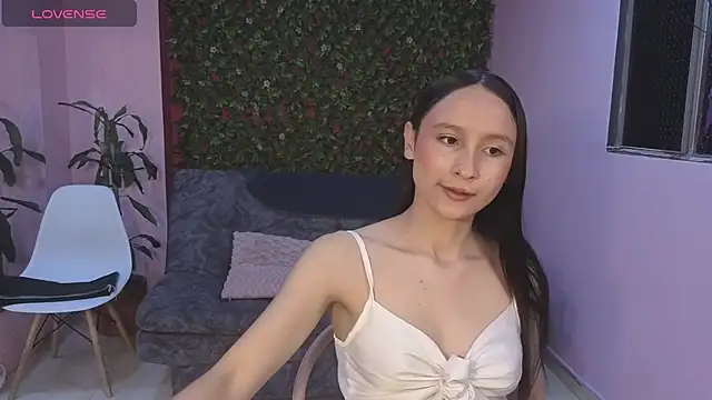 Snapshot of sexy_ailin chatting on 07-08-26, 07:03 sexy ailin online show from 07-08-26, 07:03