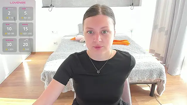 Kitkatvel online show from 06-26-26, 05:35