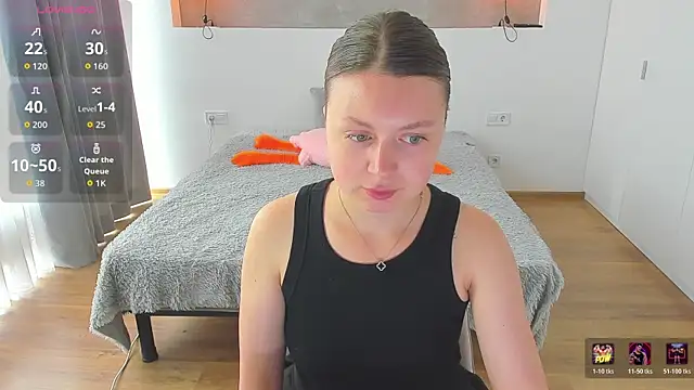 Kitkatvel online show from 06-13-26, 05:38