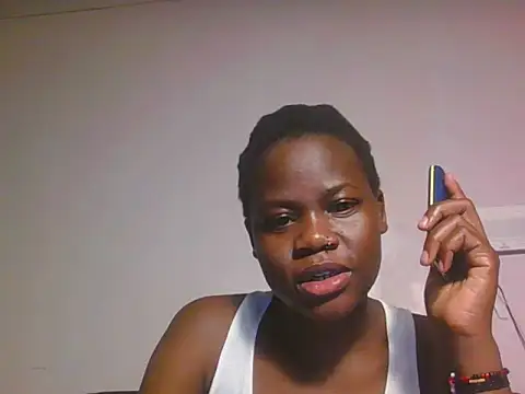 Midnight whisper01 online show from 06-16-26, 01:11