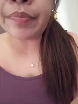 Snapshot of HabibteAna chatting on 06-08-26, 02:06 HabibteAna online show from 06-08-26, 02:06