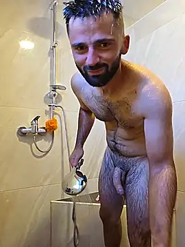 Snapshot of StraightSerb chatting on 07-25-26, 11:49 StraightSerb online show from 07-25-26, 11:49