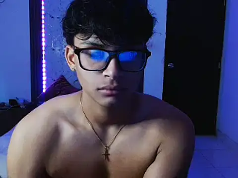 Snapshot of Mr_yisuzz chatting on 06-04-26, 11:48 Mr yisuzz online show from 06-04-26, 11:48