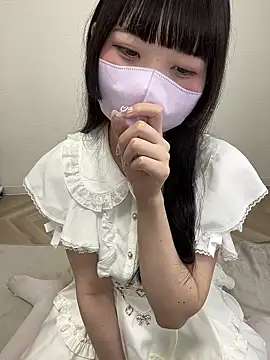 Snapshot of Reina_0129 chatting on 06-20-26, 07:24 Reina 0129 online show from 06-20-26, 07:24
