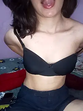 Noughty girl00 online show from 06-30-26, 05:51