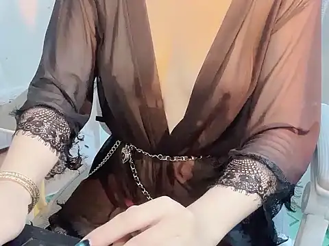 -Naomii  online show from 07-03-26, 12:39