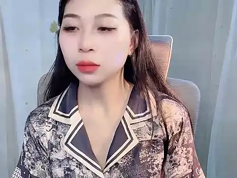 -Naomii  online show from 06-23-26, 12:41