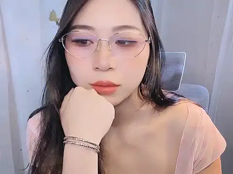 -Naomii  online show from 07-01-26, 02:34