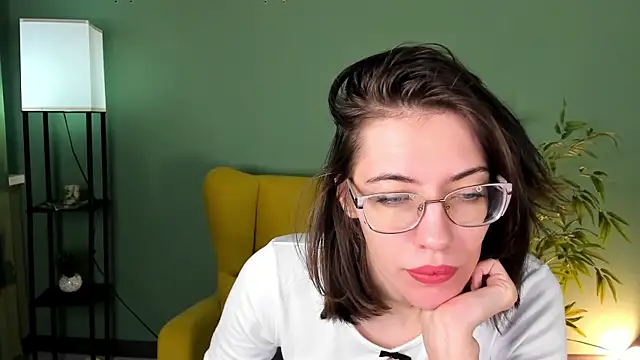 Snapshot of eva_sicret chatting on 06-04-26, 04:39 eva sicret online show from 06-04-26, 04:39