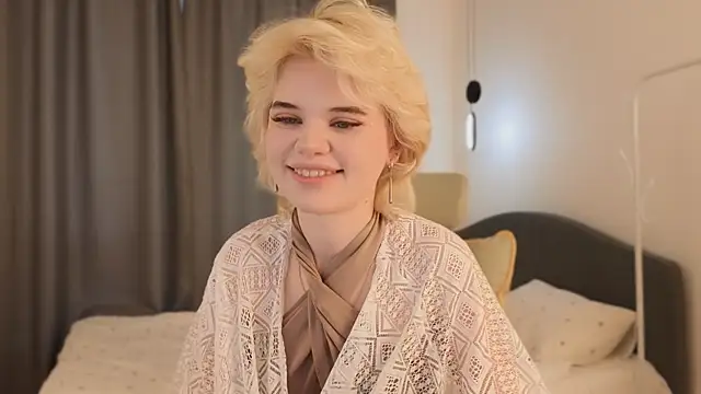 Snapshot of mood_berry_ chatting on 06-01-26, 12:27 mood berry online show from 06-01-26, 12:27