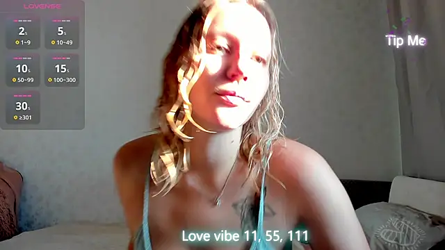 Ann first kiss online show from 07-21-26, 12:57