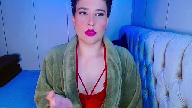 luasecret21 online show from 05-25-26, 04:28