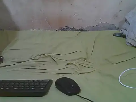Snapshot of sweet_camillah00 chatting on 06-13-26, 06:17 sweet camillah00 online show from 06-13-26, 06:17
