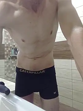 Snapshot of Nakedfanboy chatting on 06-18-26, 04:34 Nakedfanboy online show from 06-18-26, 04:34