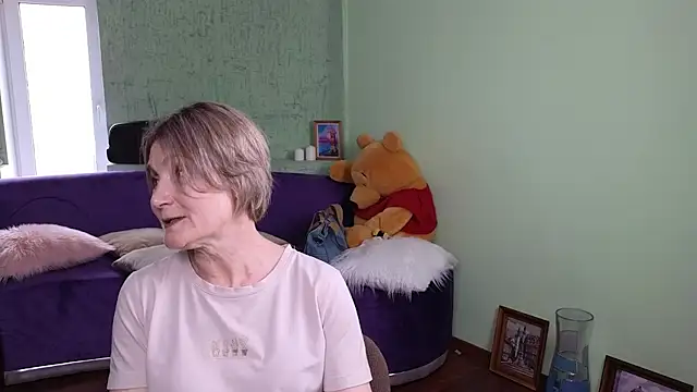 Snapshot of Mabel_Magic chatting on 05-27-26, 05:37 Mabel Magic online show from 05-27-26, 05:37