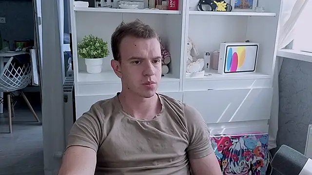 Max Kunn online show from 06-10-26, 07:09
