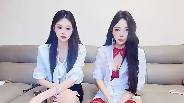 Snapshot of Baoer-001 chatting on 06-03-26, 03:39 Baoer-001 online show from 06-03-26, 03:39