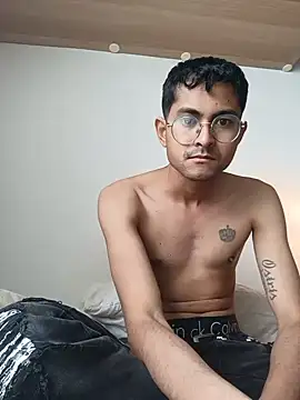 xanderlover online show from 05-25-26, 05:44