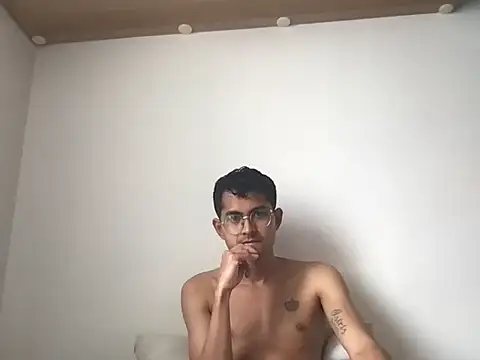 xanderlover online show from 05-27-26, 04:03