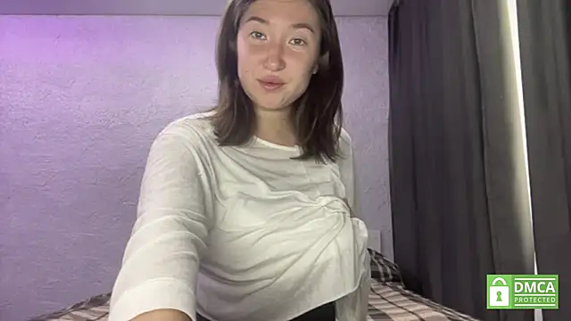 LaylaKrasnici online show from 07-01-26, 08:47