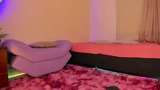 Nadia-Monroe online show from 06-15-26, 12:38