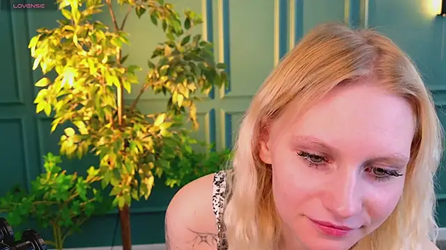haleybooo online show from 05-31-26, 05:57