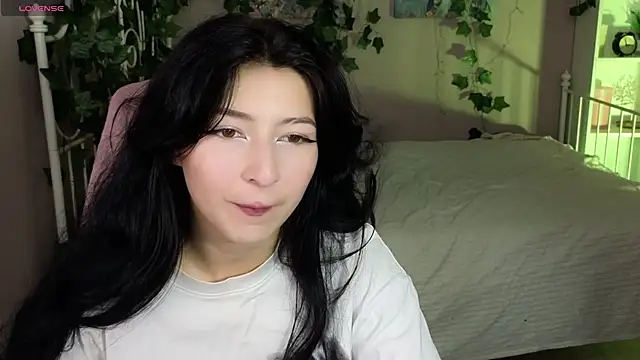 Snapshot of Vanessa_LimX chatting on 07-02-26, 12:33 Vanessa LimX online show from 07-02-26, 12:33
