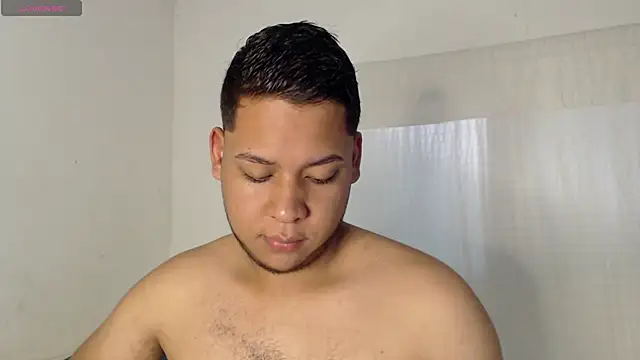 Snapshot of nicolas_cr1 chatting on 06-04-26, 07:40 nicolas cr1 online show from 06-04-26, 07:40