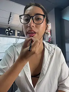 LacyLureXXX online show from 07-09-26, 09:25