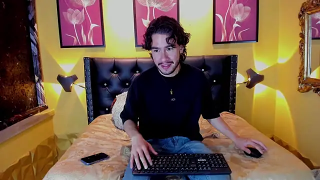 theo riviera online show from 05-28-26, 10:37
