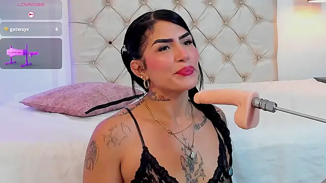 Alanna Wild online show from 07-06-26, 06:10