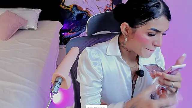 Alanna Wild online show from 06-26-26, 06:58