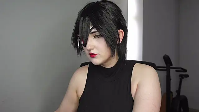 Laura Lalove online show from 05-26-26, 01:31