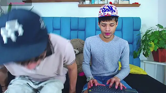 STRANGER BOYS online show from 07-03-26, 11:22
