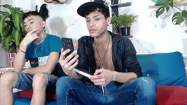 STRANGER BOYS online show from 05-29-26, 10:16