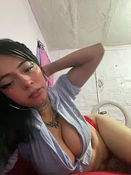 Snapshot of YummyGirl_ chatting on 06-26-26, 03:23 YummyGirl online show from 06-26-26, 03:23