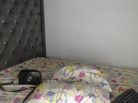 kenia nihiara online show from 07-11-26, 12:49