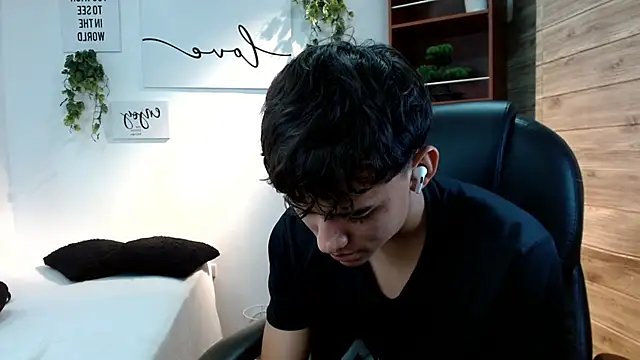 Ryan grayx online show from 06-19-26, 02:45