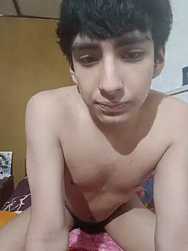Snapshot of D4vidxxx chatting on 06-20-26, 05:34 D4vidxxx online show from 06-20-26, 05:34