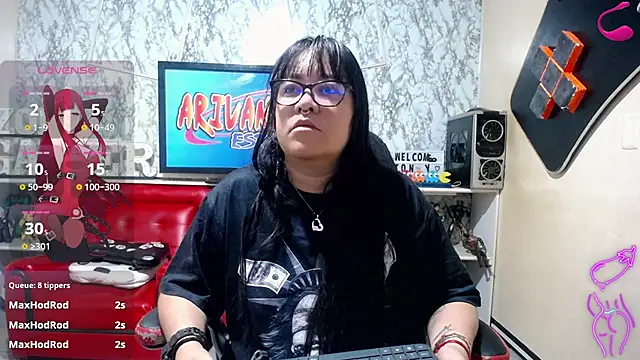 Xander Taylor   online show from 06-12-26, 03:26